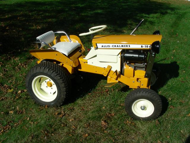 Michael S Tractors Simplicity And Allis Chalmers Garden Tractors